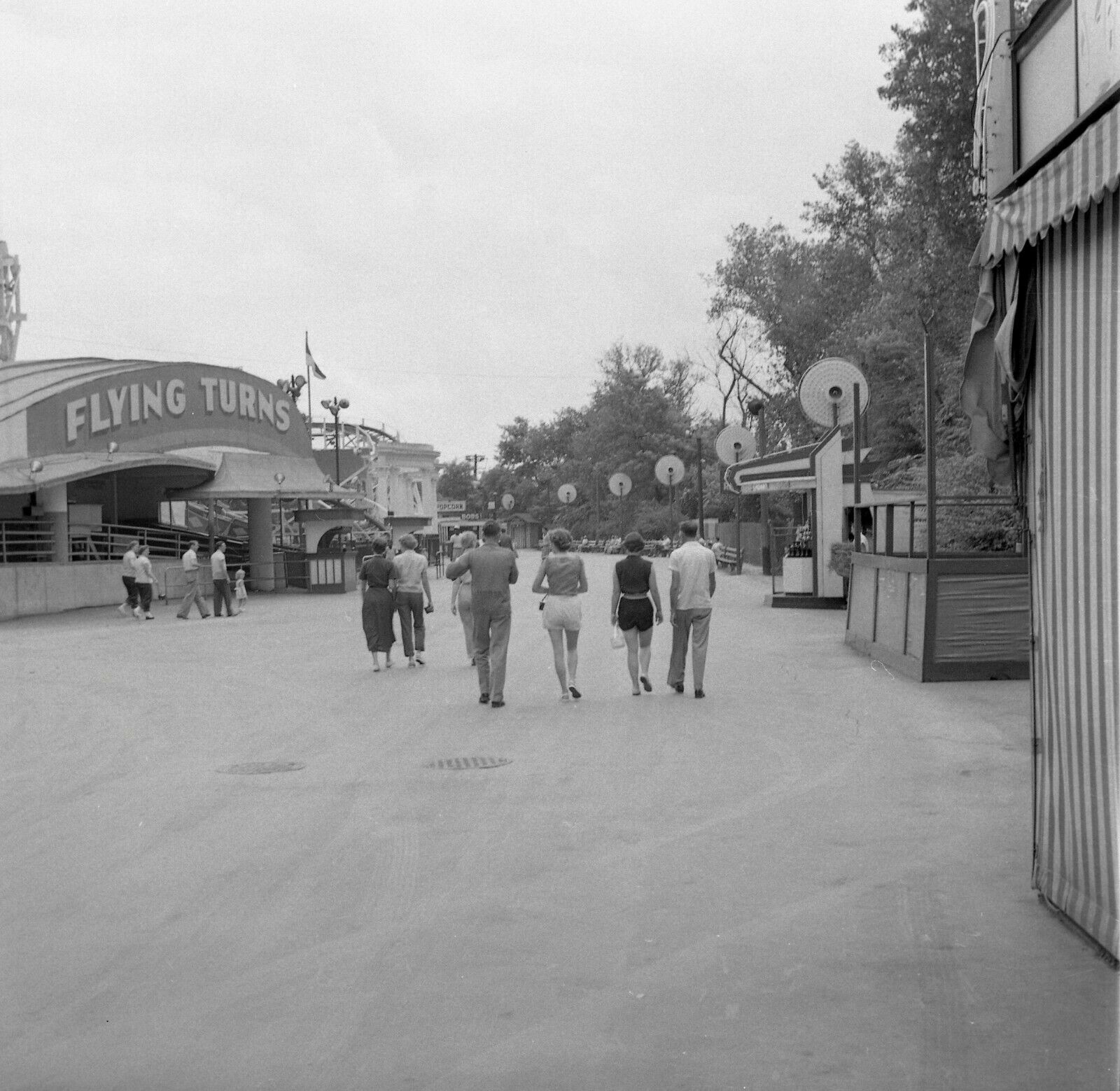 My memories of Riverview Park in Chicago, even though I never went there.